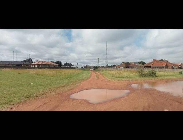 2,439M² VACANT LAND FOR SALE IN RIVERSDALE